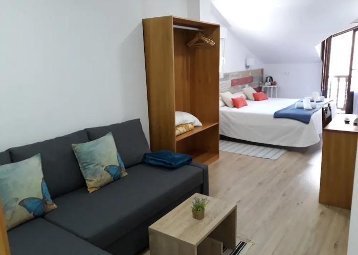 Hostal Nevandi