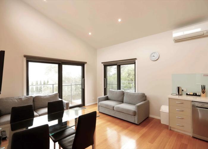 Apollo Bay Seal Apartments
