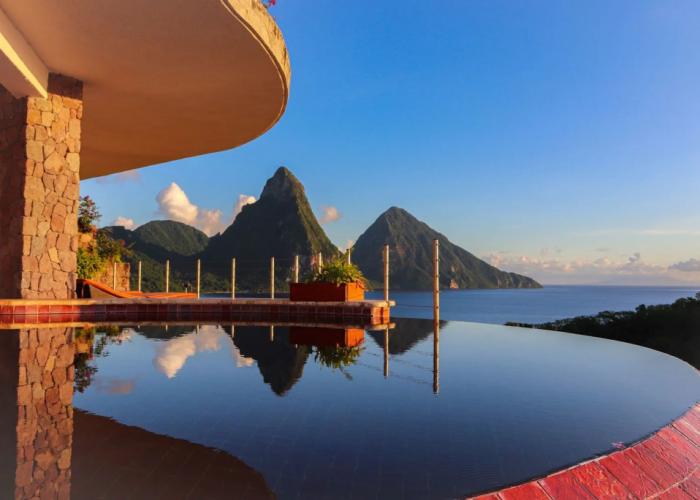 Jade Mountain Resort