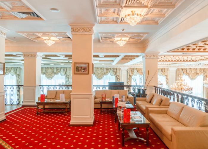 Grinn Hotel