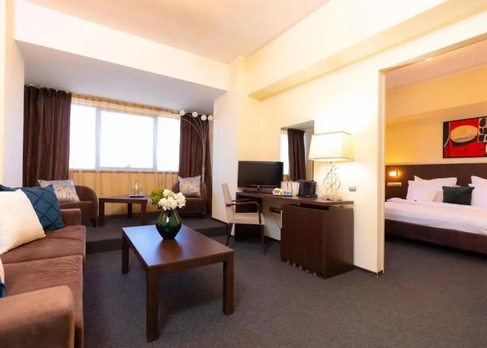 Terra Clinique Hotel
