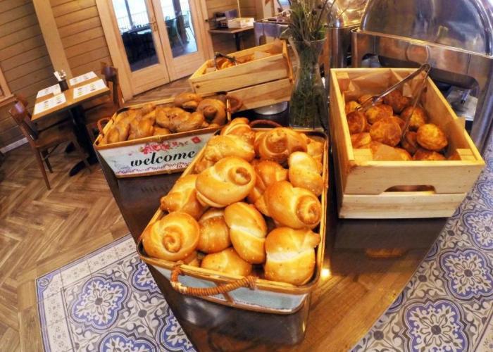 The Village – Jordan Riverside TravelHotel