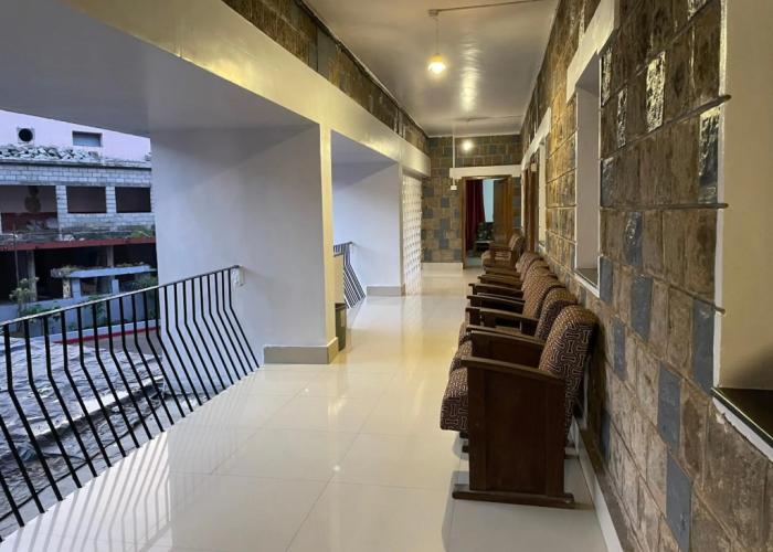 Hotel Caveri