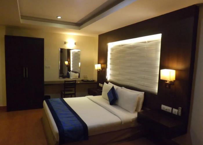 Castle International Premium Hotel