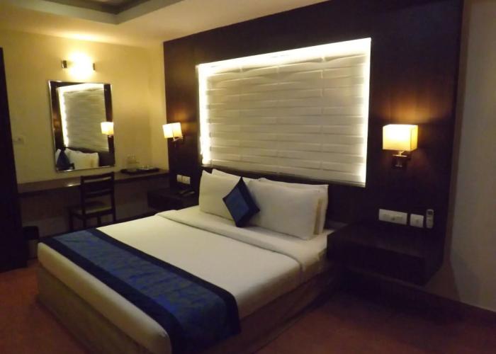 Castle International Premium Hotel