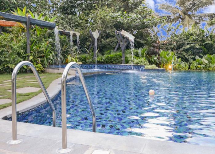 Purple Palms Resort & Spa