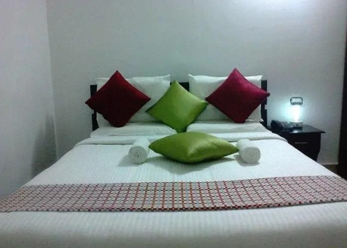 Chandana Inn