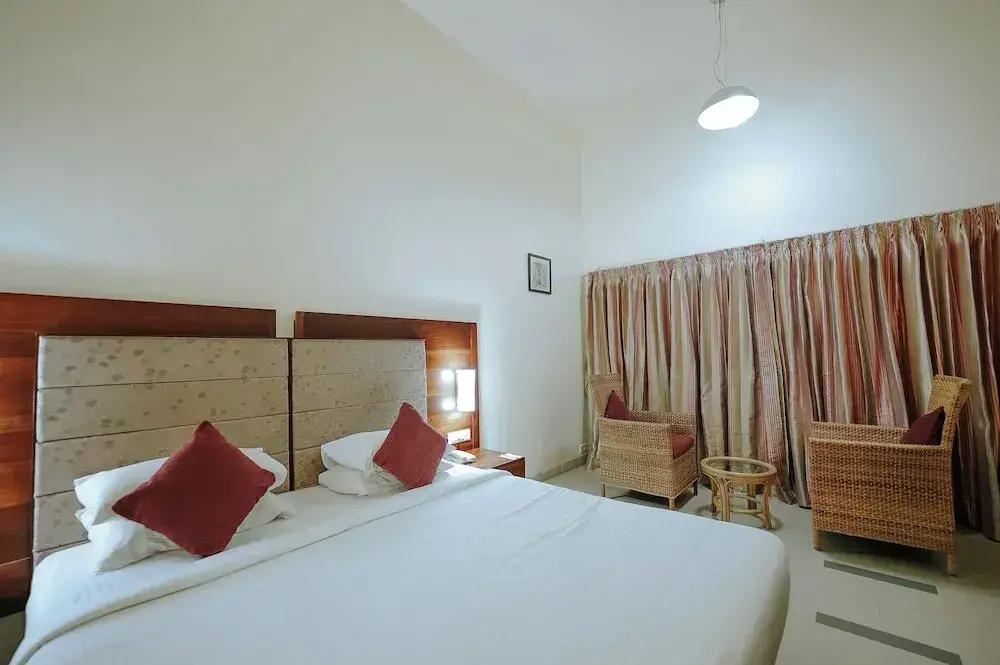 фото Hotel Devaragam