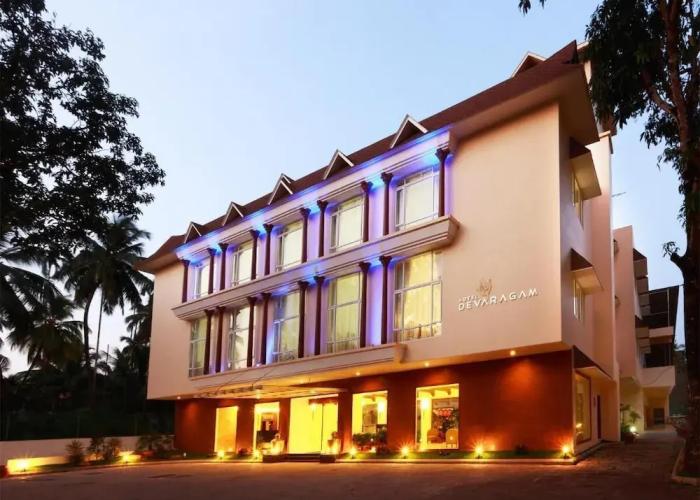Hotel Devaragam