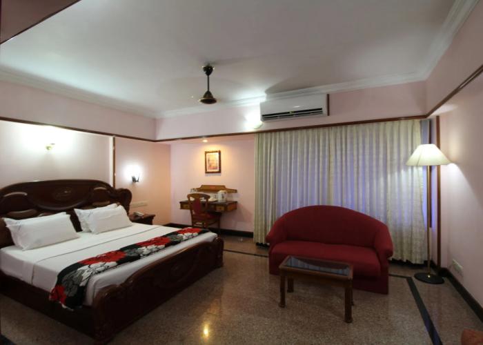 Mayura Residency