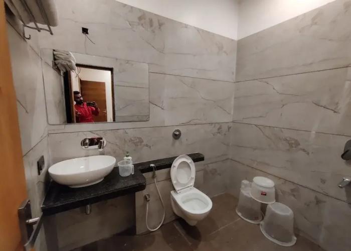 hotel utkarsh