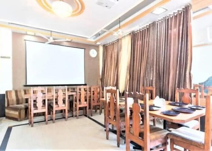 Hotel Pachmarhi