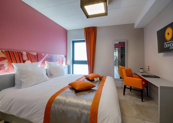 Orange Hotel