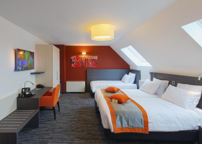 Orange Hotel