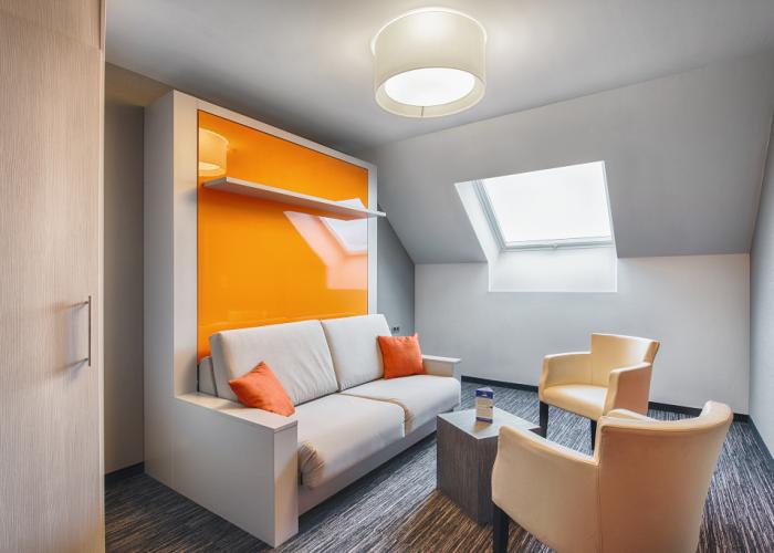 Orange Hotel