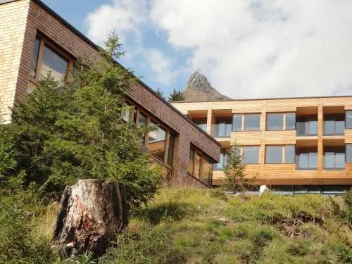Chalet Gradonna Mountain Resort.1