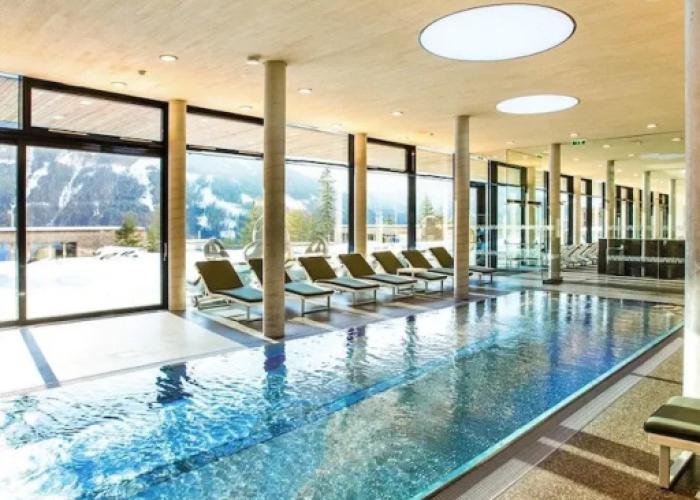 Chalet Resort Near Lake