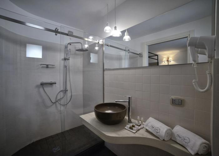 Terrazzani Suite
