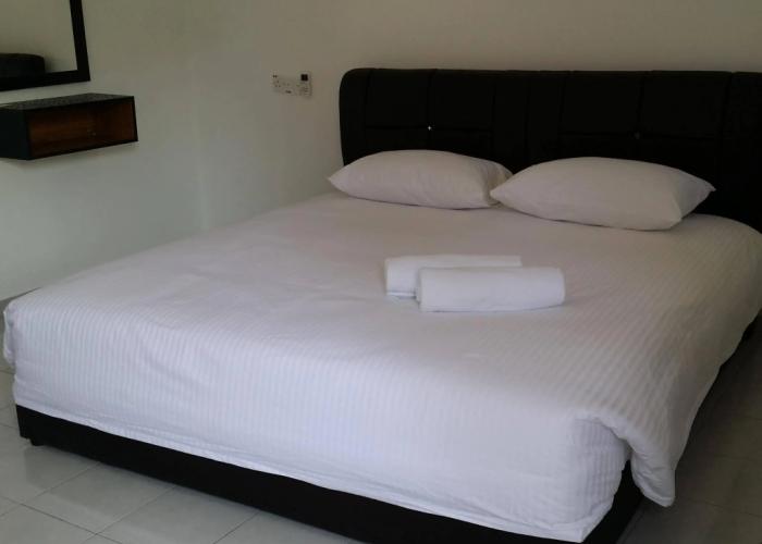 Dhania Motel
