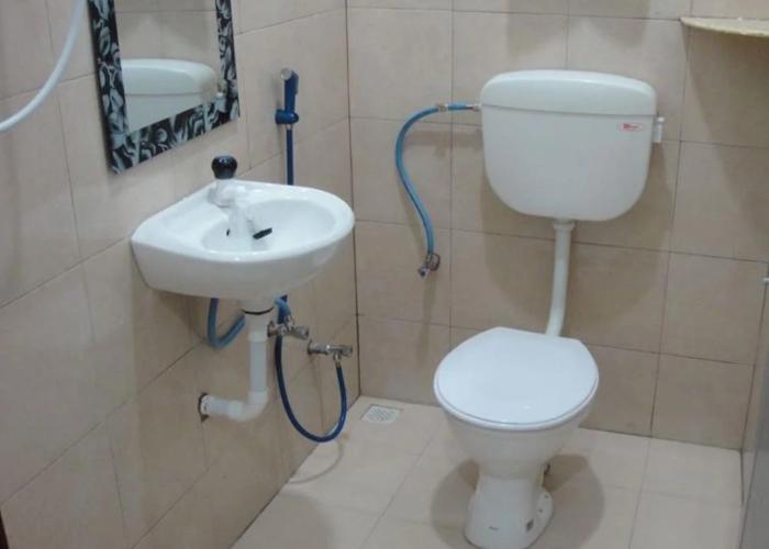 Dhania Motel