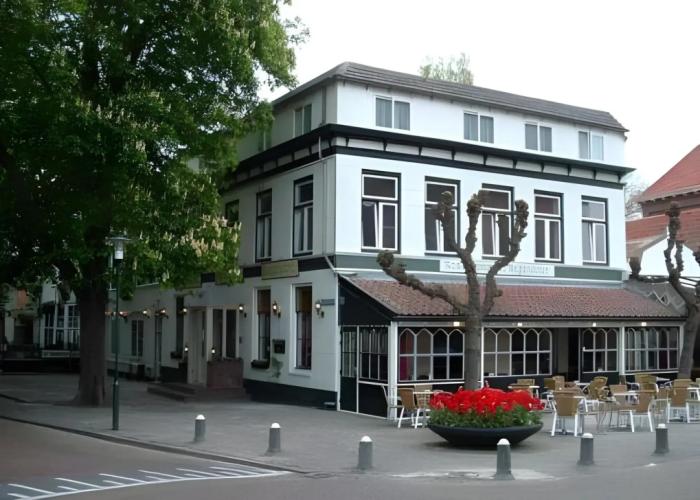 Hotel Bom