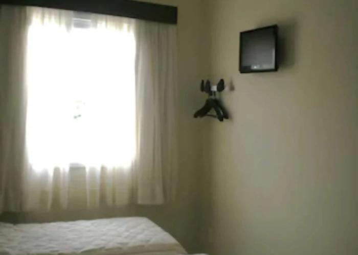 Hotel Hola