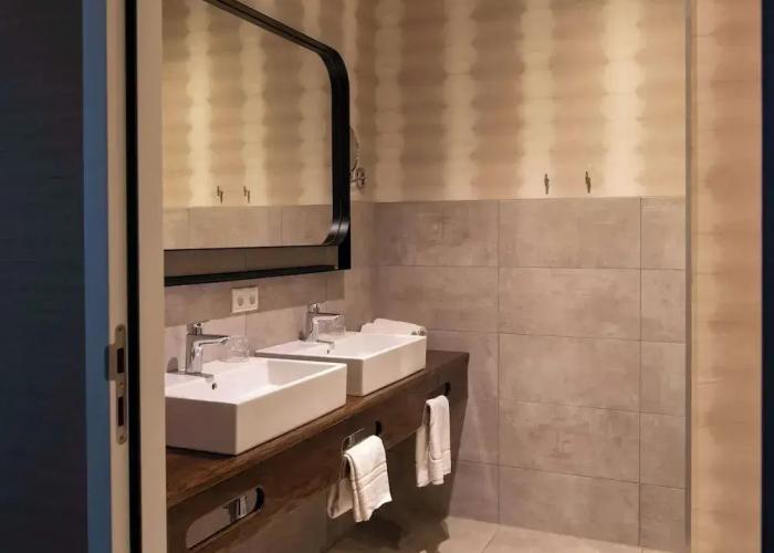 Hotel Ter Zand - Handwritten Collection