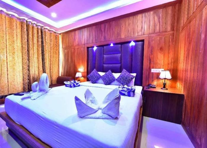 Holiday N Holiday Beach Resort