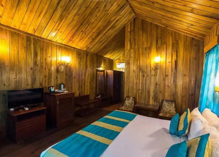 Symphony Palms Beach Resort