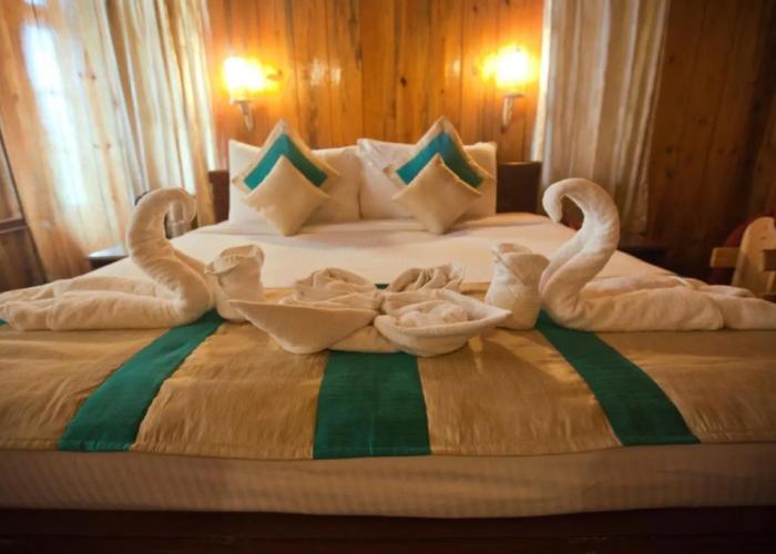 Symphony Palms Beach Resort