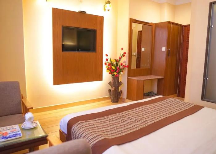 Hotel Asian Plaza Dharamshala