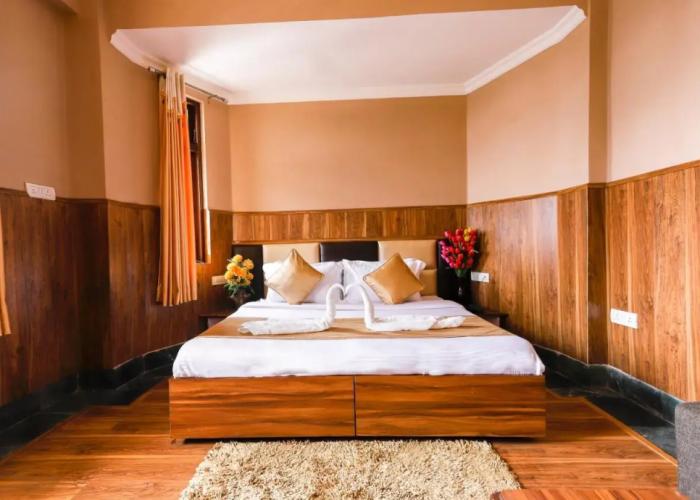 Hotel Varuni Mcleodganj