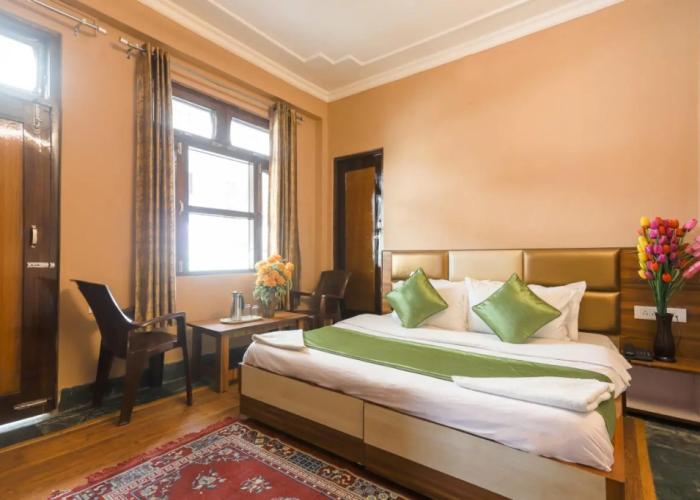Hotel Varuni Mcleodganj