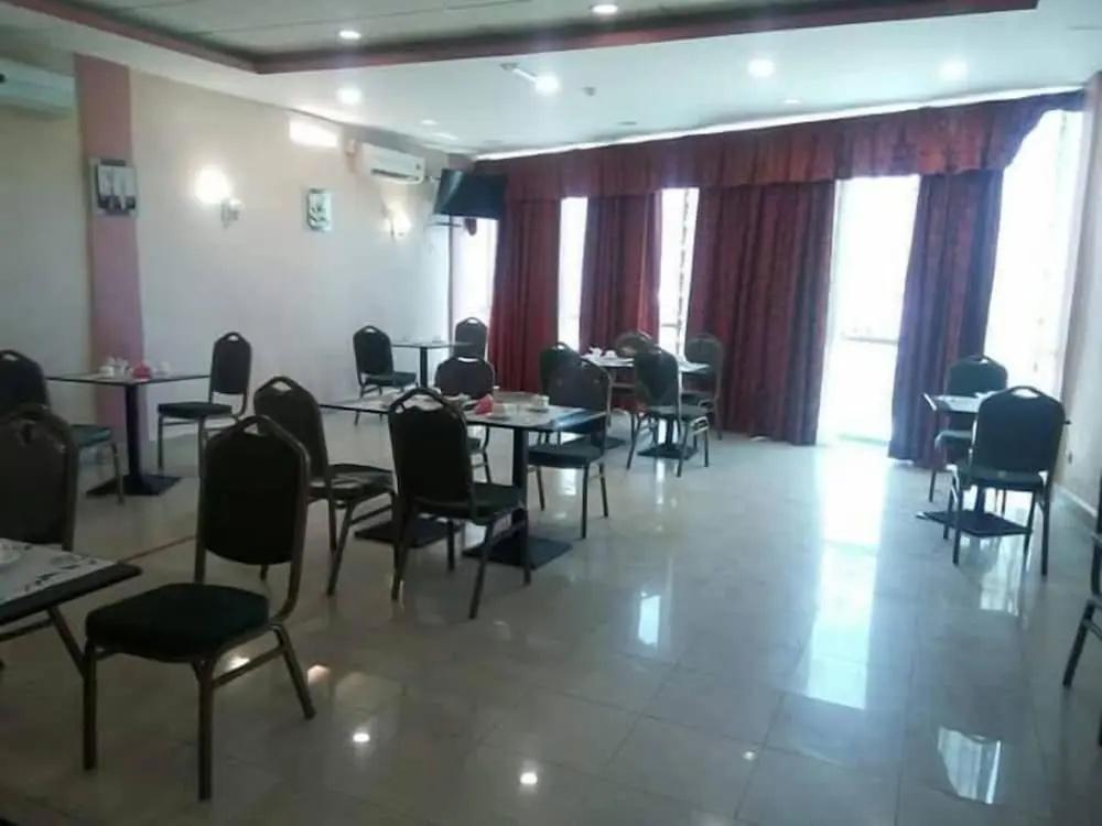 фото Hotel Ikram