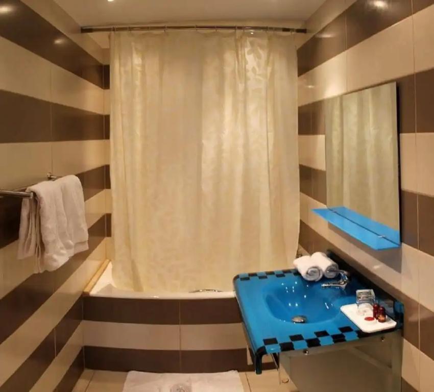 фото Hotel Ikram