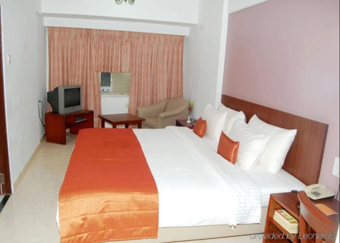7 Apple Hotel Pimpri Pune
