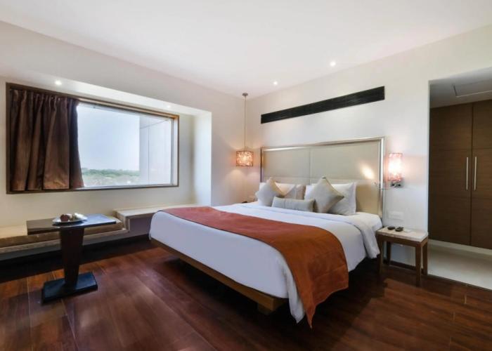 7 Apple Hotel Pimpri Pune