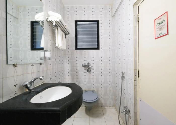 7 Apple Hotel Pimpri Pune