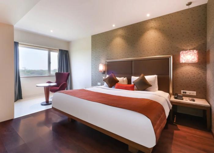 7 Apple Hotel Pimpri Pune