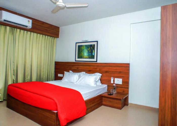 Mastiff Hotel Chinchwad by OTHPL