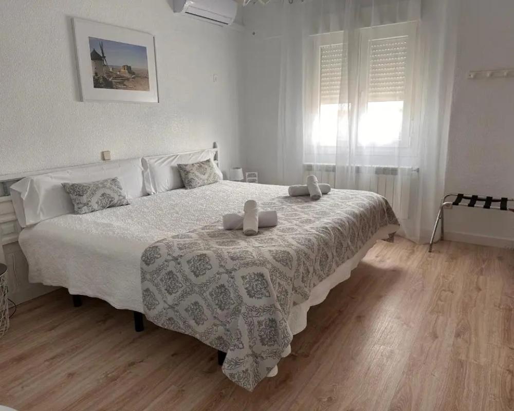 фото Hotel Consuegra