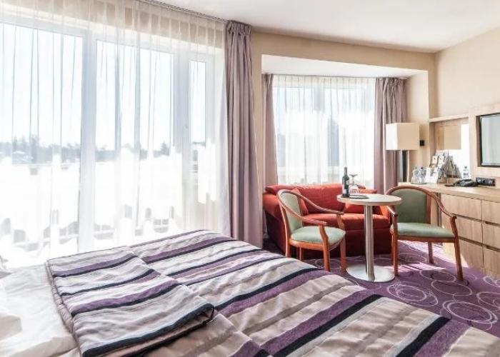 Hotel Senator