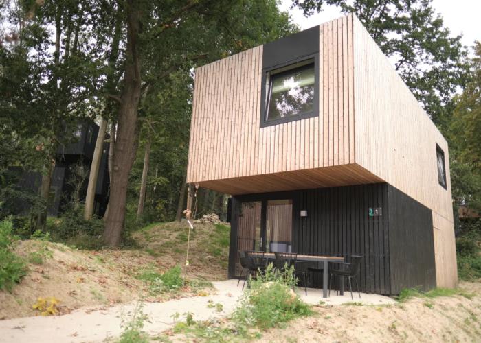 Spacious Lodge, 2 Bathrooms, Near Maastricht