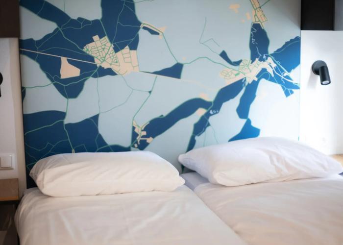 Spacious Lodge, 2 Bathrooms, Near Maastricht