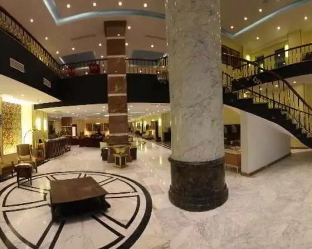 фото Oasis Hotel