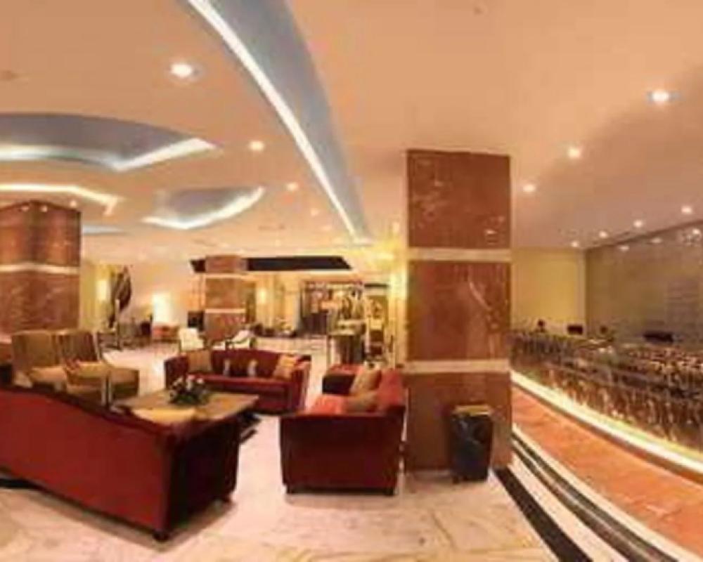 фото Oasis Hotel
