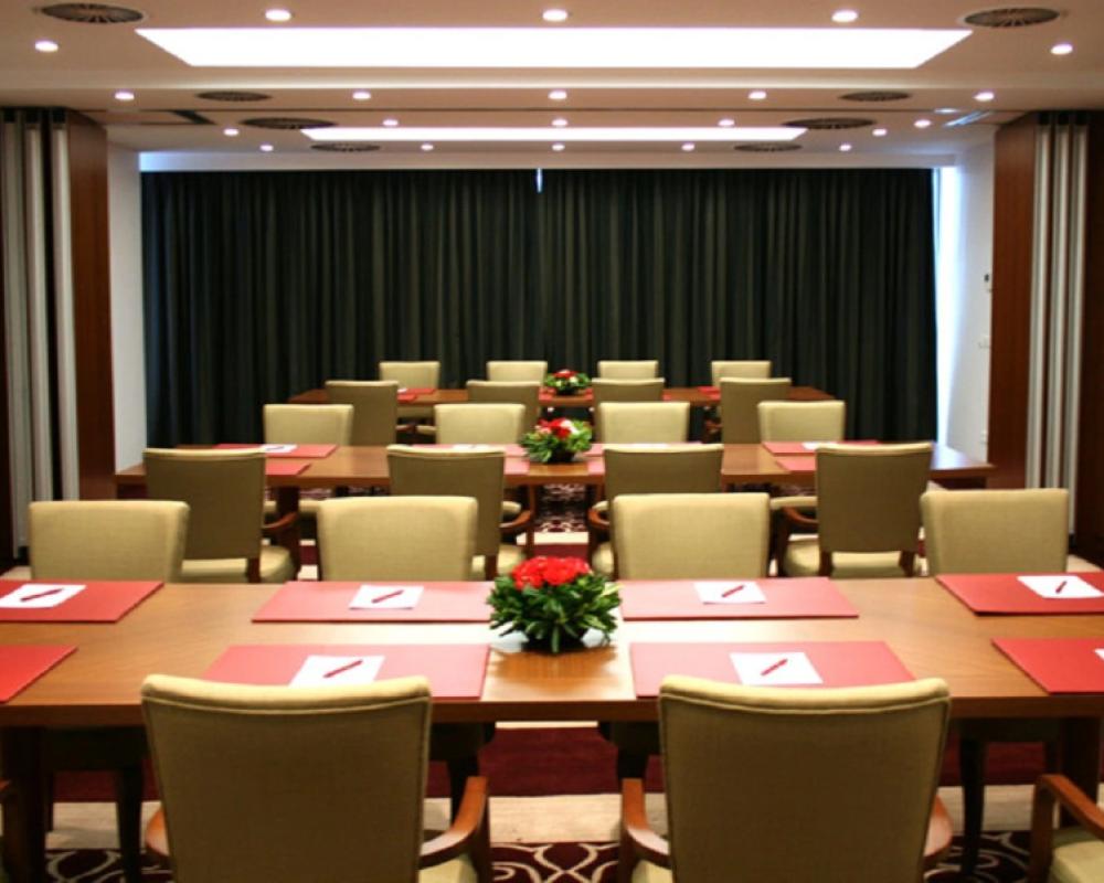 фото Hotel El Aurassi