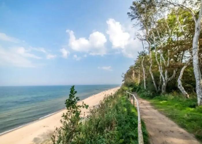 Beautiful Apartment by the Beach, Rewal