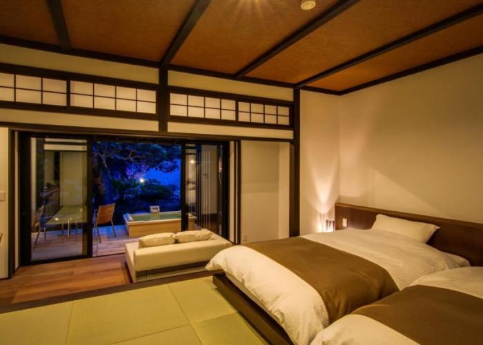 Traditional Onsen Ryokan Izu Yugashima Shirakabe