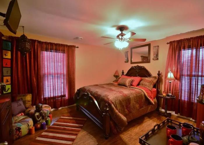 Lil' Heart & Soul Boutique Inn